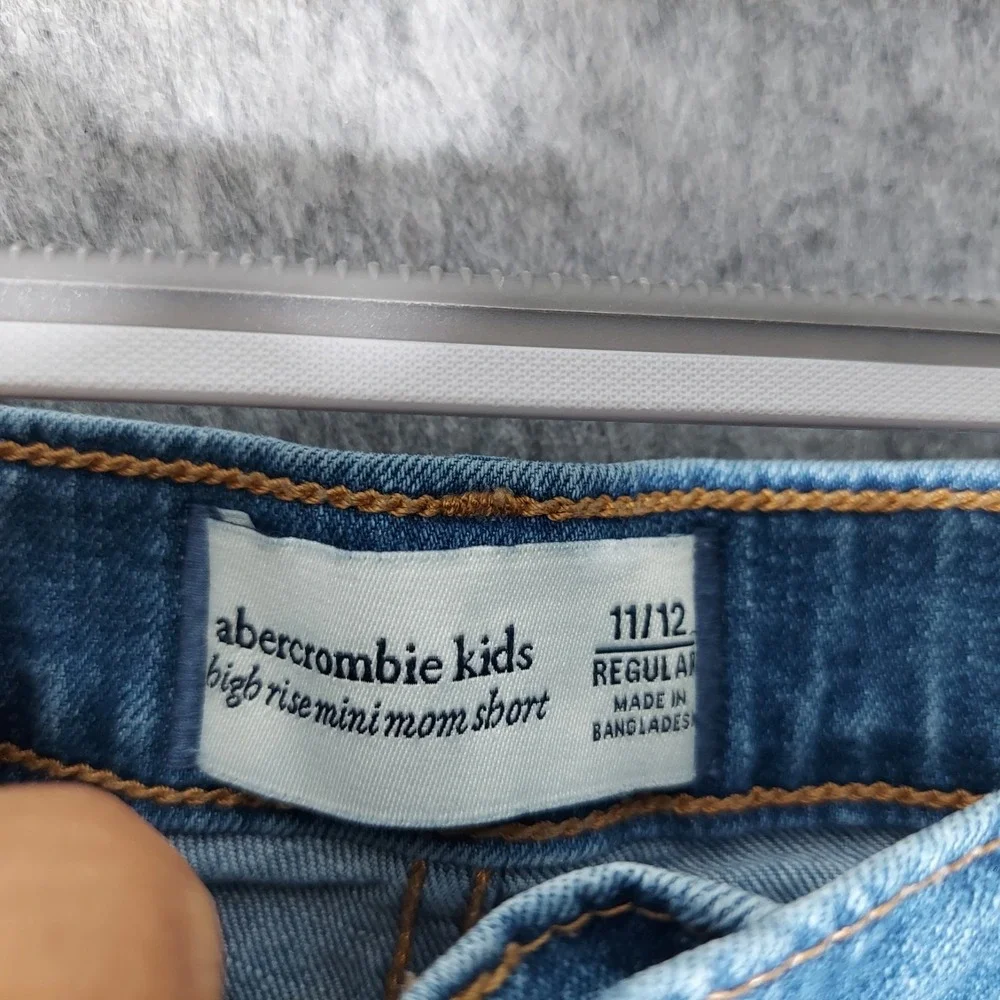 Abercrombie Kids Shorts Girls 11/12 Blue High Rise‎ Mini Mom Short Cuffed Denim